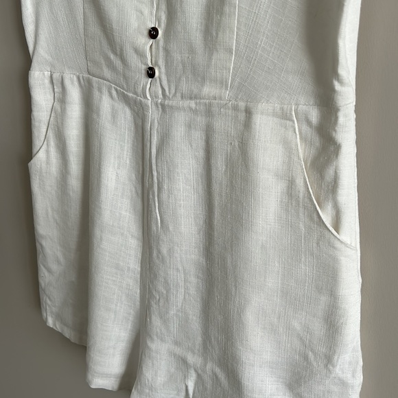 Linen Jumpsuit with Pockets! *bought in AUSTRALIA! - Picture 3 of 4
